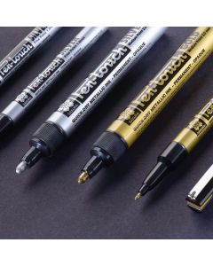 Sakura Pen-Touch Metallic Marker Starter Pack