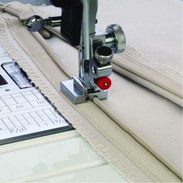 Janome Concealed Zipper Foot - Cat B/C