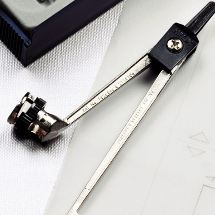 Standard Compass